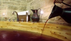 Organiza un spa de vino en casa