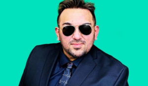 El venezolano Alex Ortega triunfa como intérprete de la música regional mexicana