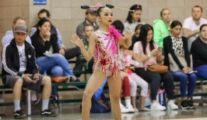 Gimnasta Amarantha Acosta se alzó con plata en campeonato internacional en Texas