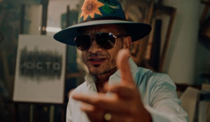 Omar Acedo se confiesa «Adicto» en su nuevo tema promocional