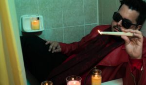 DANEON, nos lleva en un viaje introspectivo con el nuevo video de su sencillo “Me Puse a Beber” 