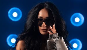 Pia Vásquez lanza su nuevo sencillo «Tóxico»