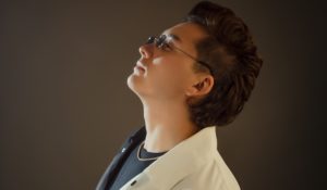 JANDINO ESTRENA SU NUEVA CANCIÓN “PECES” TEMA VIRAL EN REDES SOCIALES