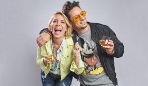 Alex Goncalves y Jean Mary se reencuentran en Miami para un show en vivo de “Nos Reiremos de Esto”