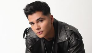 ANDERKY cierra el año con su nuevo sencillo ‘Chica de la U’