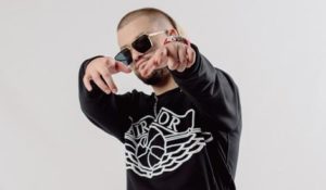 BLONDIAK llega a Colombia a promocionar “ESA BOQUITA”