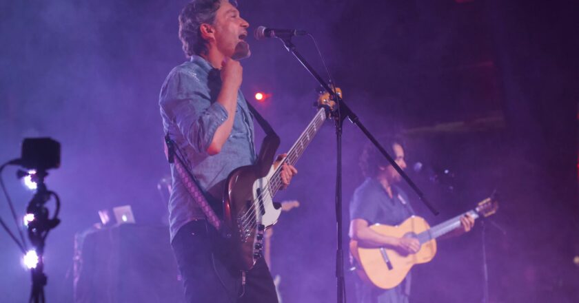 Bacilos llena el Teatro La Fiesta del Hotel  Jaragua con su tour Pequeños Romances y sus grandes éxitos