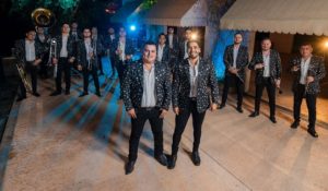 Banda Rancho Viejo anuncia el lanzamiento de «Solo Vivo Para Ti» 
