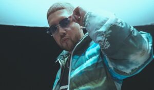 Bernier desata una tormenta de sensualidad con «Midori»