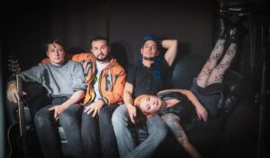 “LLÉVAME” EL NUEVO SENCILLO DE CAMARGO