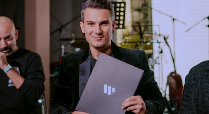 PIPE BUENO FIRMA CON WARNER MUSIC LATINA