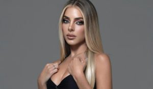 “Triste pero siempre Mami” de Corina Smith continúa en el TOP