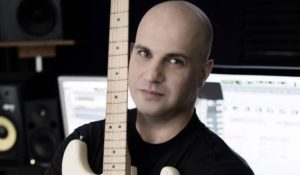 DOUGLAS SAAB PLANEA UN GRAN HOMENAJE A LA ERA DEL JAZZ FUSIÓN