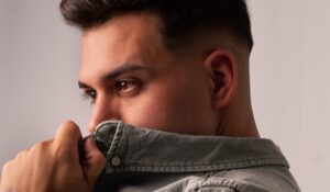 Tony Lozano nos seduce con “Lento” su nuevo sencillo musical producido por DerekVinci