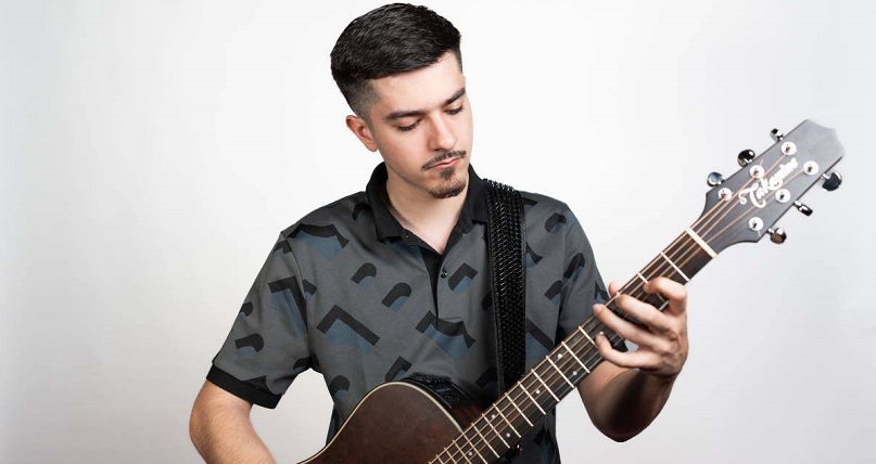 KANE RODRÍGUEZ PROMOCIONA DESDE LOS ÁNGELES «LAS MALETAS»