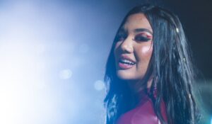 GIGI MÉNDEZ SE CONSAGRA CON «SOMOS VINOTINTO» A NIVEL MUNDIAL