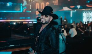 Diego A La Voz te invita a sentir con ‘Impaciente’: Una historia de amor inolvidable