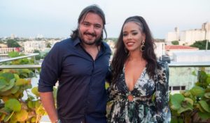 Erika Lane realiza su película “La cantante del caribe”