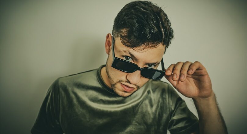 Andy Mancheno nos presenta «Lágrimas y Perreo»