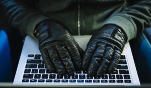 Alerta RRHH: currículums falsos distribuyen malware en empresas de América Latina