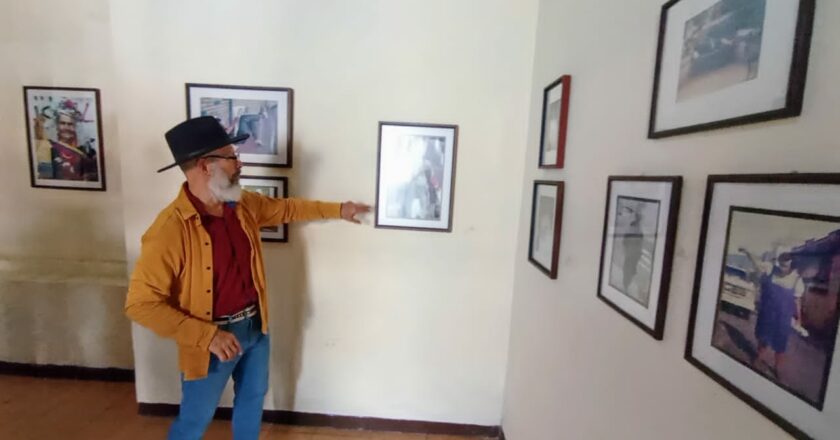Exposición «Personajes del  ayer y hoy y de siempre» del artista gritense Gerardo Duque