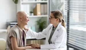 Cáncer de mama: abordaje personalizado define el camino hacia la cura