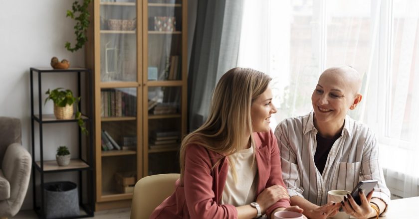 ¿Cómo gestionar las emociones al cuidar a un paciente oncológico?