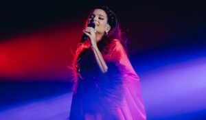 Natalia Jiménez estremeció el Poliedro de Caracas al cierre de su “Antología 20 años tour”