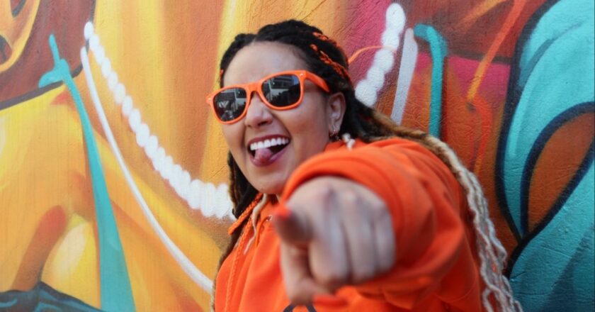 Hendrix y Francis Carolina se unen para cantarle a ‘Juliana’ a ritmo de cumbia, reguetón y afro-fusión