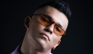 ROSH LLEGA CON LUZ VIOLETA PROPIA