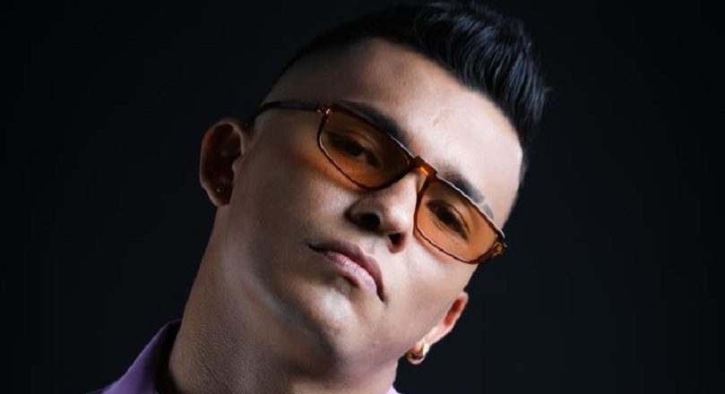 ROSH LLEGA CON LUZ VIOLETA PROPIA