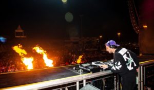 Carlos Baute se une al DJ venezolano Stefano Zimbardi en el REMIX de “Colgando en tus Manos”