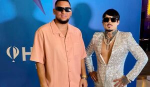 Artista Keicel marca tendencias de moda en Premios Heat 2024