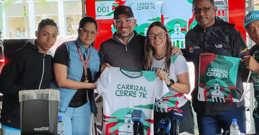 Alcaldía de Carrizal y Retosvenezuela unen fuerzas en la carrera nocturna «Carrizal Corre 7K» para dar la bienvenida a la Navidad