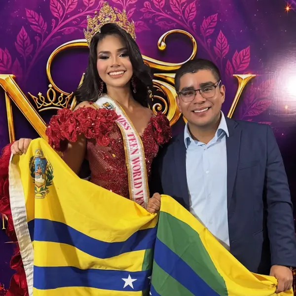 LA ORGANIZACIÓN REINA BOLÍVAR CELEBRA EL TRIUNFO DE EMILY KRONI COMO MISS TEEN WORLD VENEZUELA 