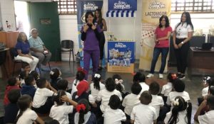 Grupo San Simón ofreció charla de alimentación a niños de escuela Fe y Alegría “Virginia de Ruiz” en Catia