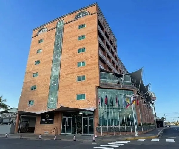 El Hotel Llovizna Suite conmemora su segundo aniversario afianzando su oferta turística en Puerto Ordaz