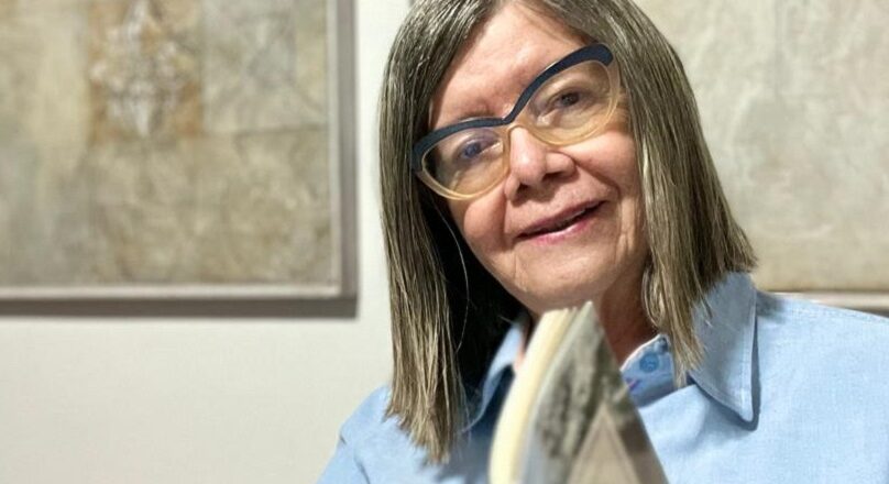 Escritora Inés Muñoz Aguirre presentará poemario Así va el Siglo en la FILUC 2024