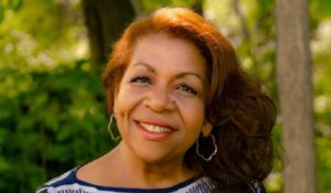 Irma Kaché lanza su primer álbum de salsa “Con Clase y Sabor”