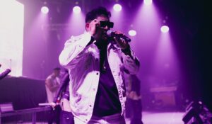 Jay P desglosa el proceso detrás de su nuevo sencillo “Polvos”.