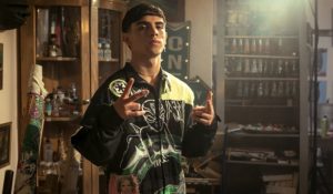 Joonti desnuda su lado más romántico en «Te faltó»