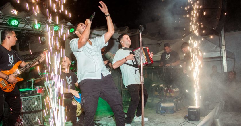 Junior Díaz y Edinson Yepes arrasaron en los Carnavales de Colombia