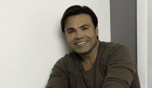 KINGTANA DESPIDE EL 2023 CON “TU RECUERDO”