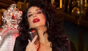 Todo está listo para el concierto “11:11” de Karina este viernes en Valencia