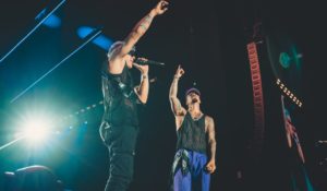 El Monumental se rindió ante Lenny Tavárez como invitado de Maluma