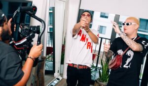 MELANDY 777 Y DENYK LANZAN EL IMPACTANTE SENCILLO «AMIRI JEANS»