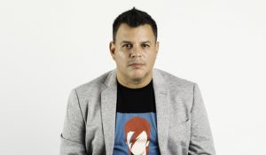 Frank Morón regresa estrenando nuevo single titulado “Tu Farsa”