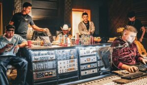 “MP8” la nueva propuesta musical que une al talento latino de Montreal