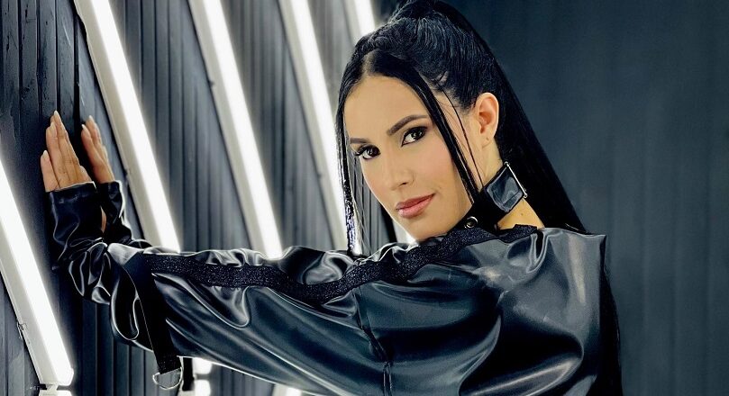 María Laura conquista la escena musical con su nuevo sencillo “Una como yo” junto a Carlitos Humberto López