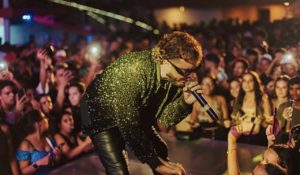 EL CANTANTE CUBANO NALDO UWE PRESENTA SU TEMA «LA NOTA»